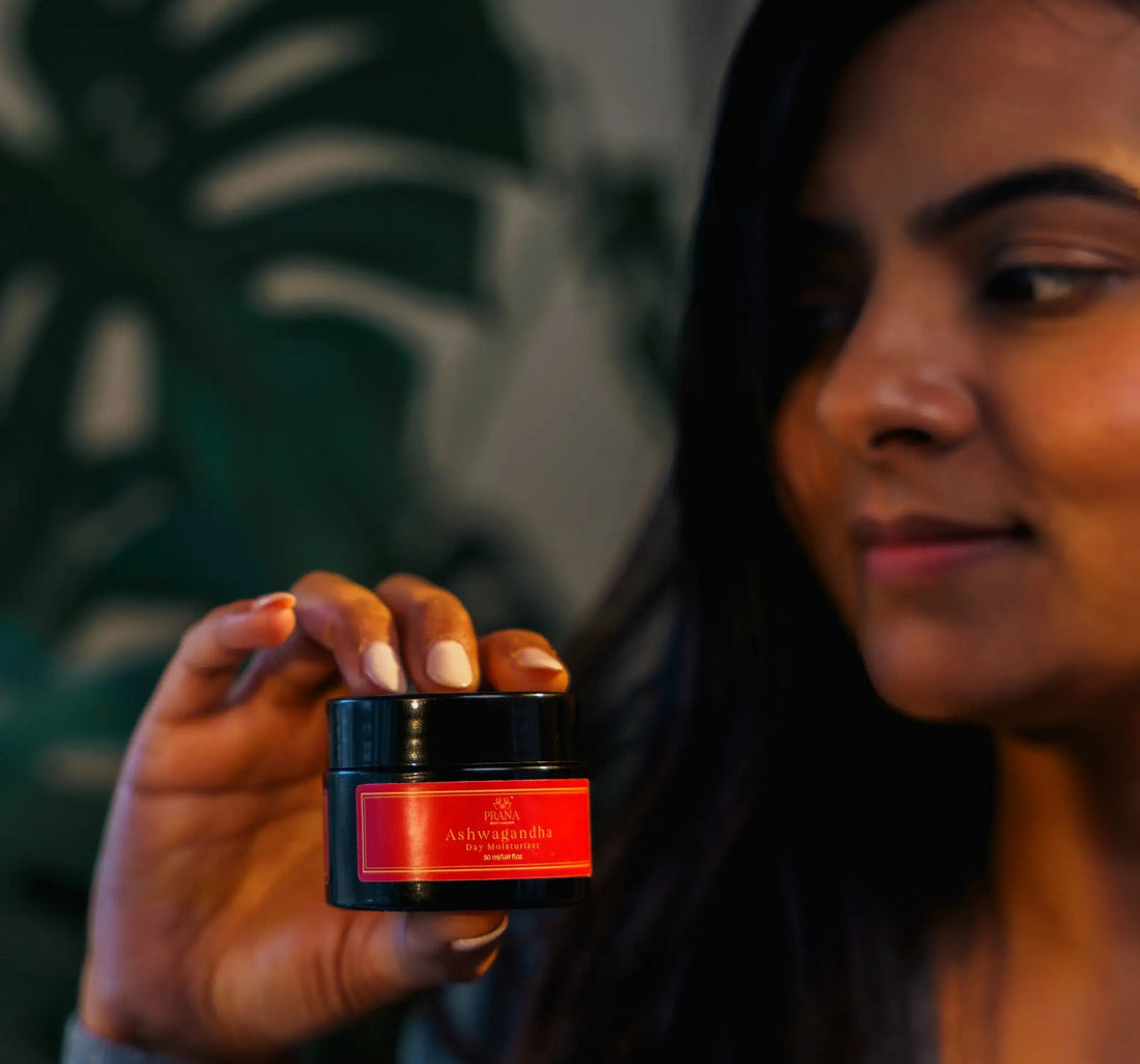 How Lunar Energy Shapes Your Skincare Routine: A Cosmic Guide to Glowing Skin - PRANA Beauty & Wellness