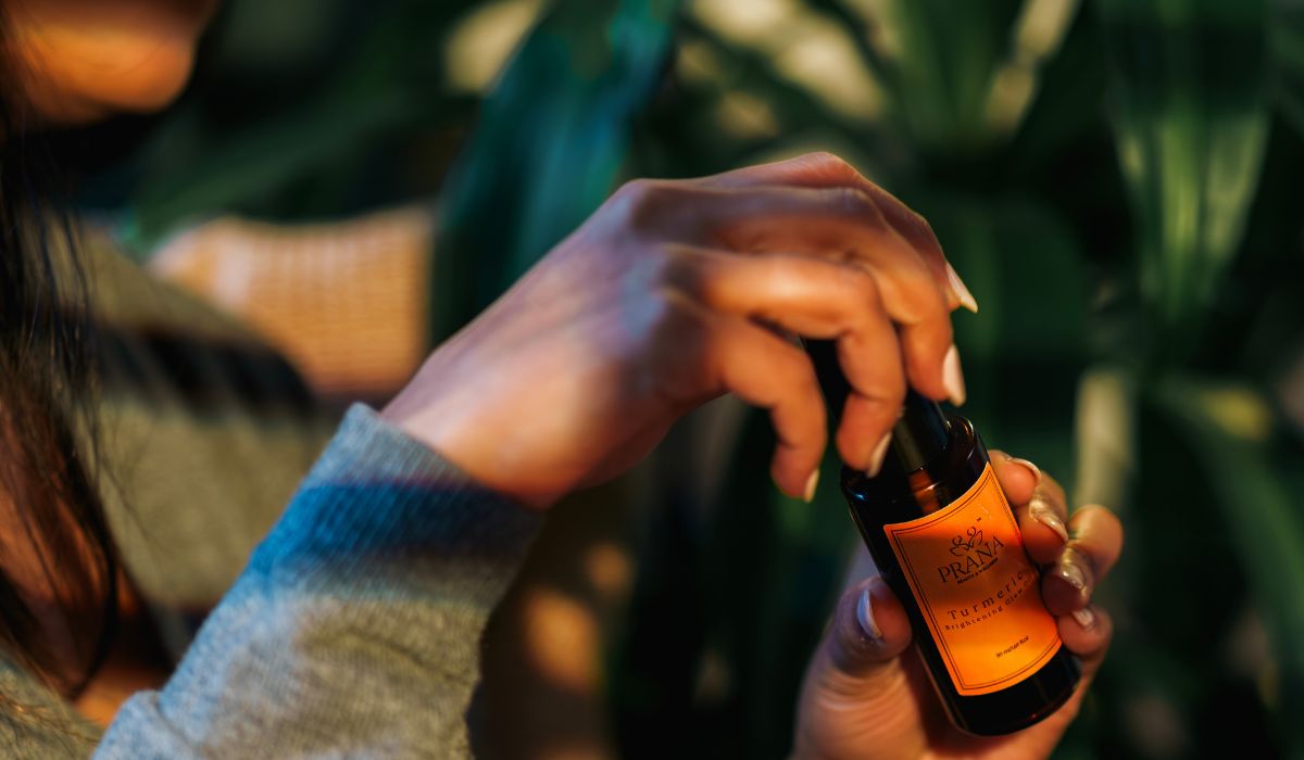 How To Transition To Vegan Care With Sensitive Skin? - PRANA Beauty & Wellness