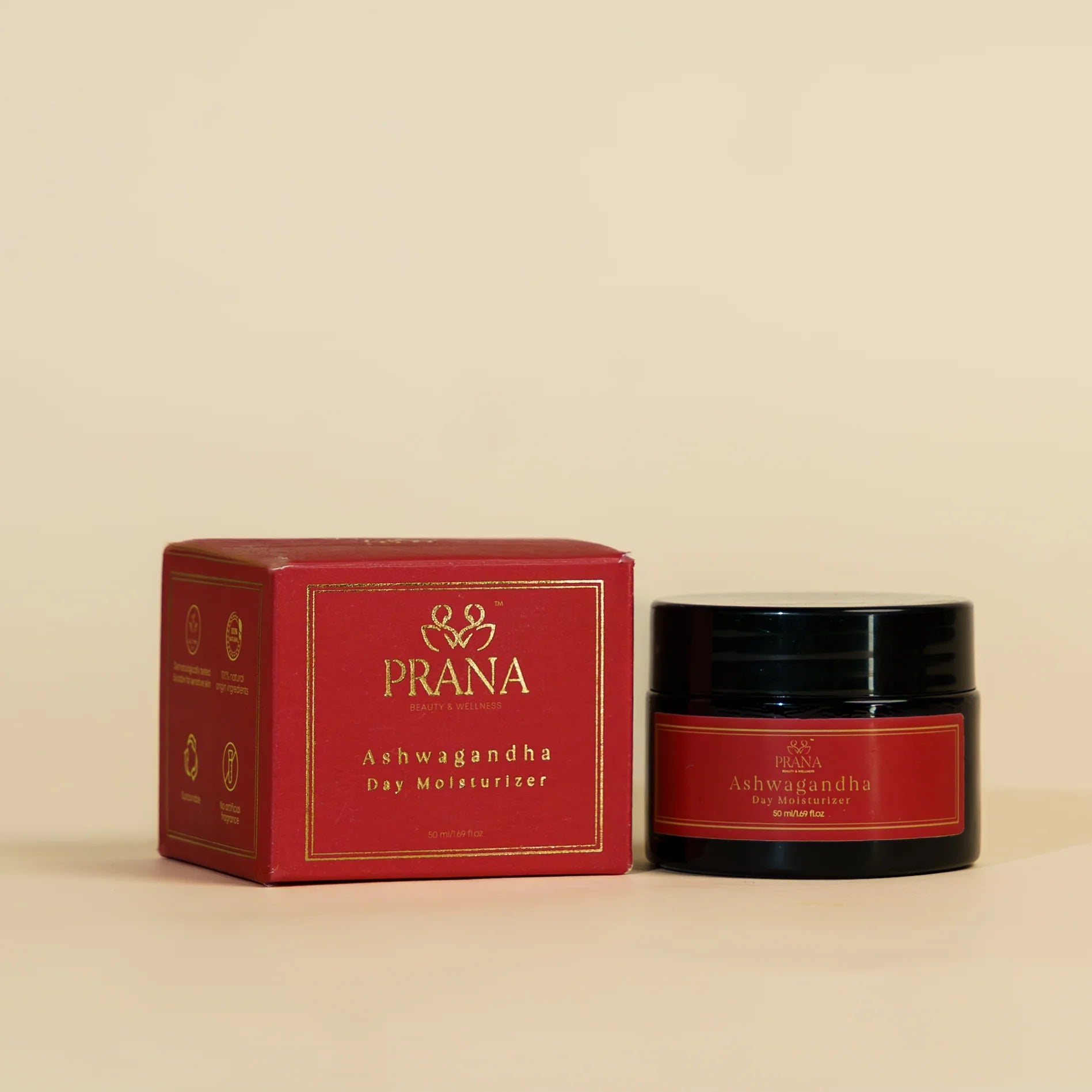 What treatment soothes and moisturizes the skin? - PRANA Beauty & Wellness